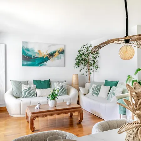 Apartament Un Ptit Soleil A Paryż