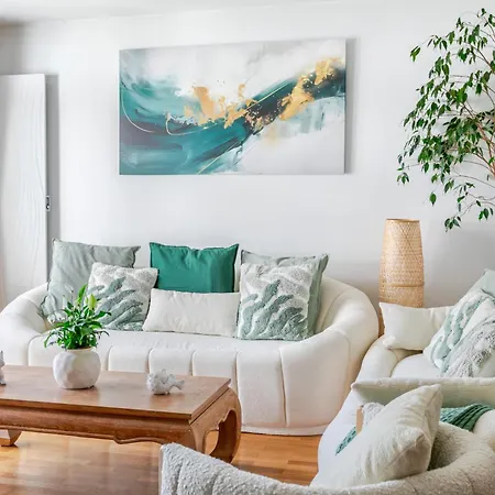 Un Ptit Soleil A パリ