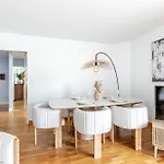 Un Ptit Soleil A Apartment *